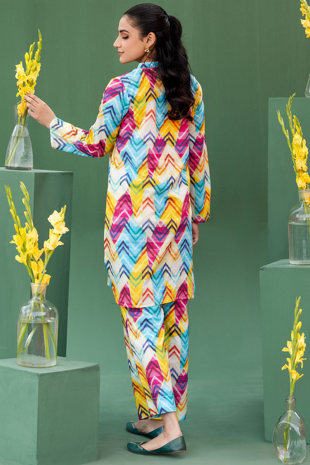 4579-NIMA DIGITAL PRINTED LAWN STITCHED