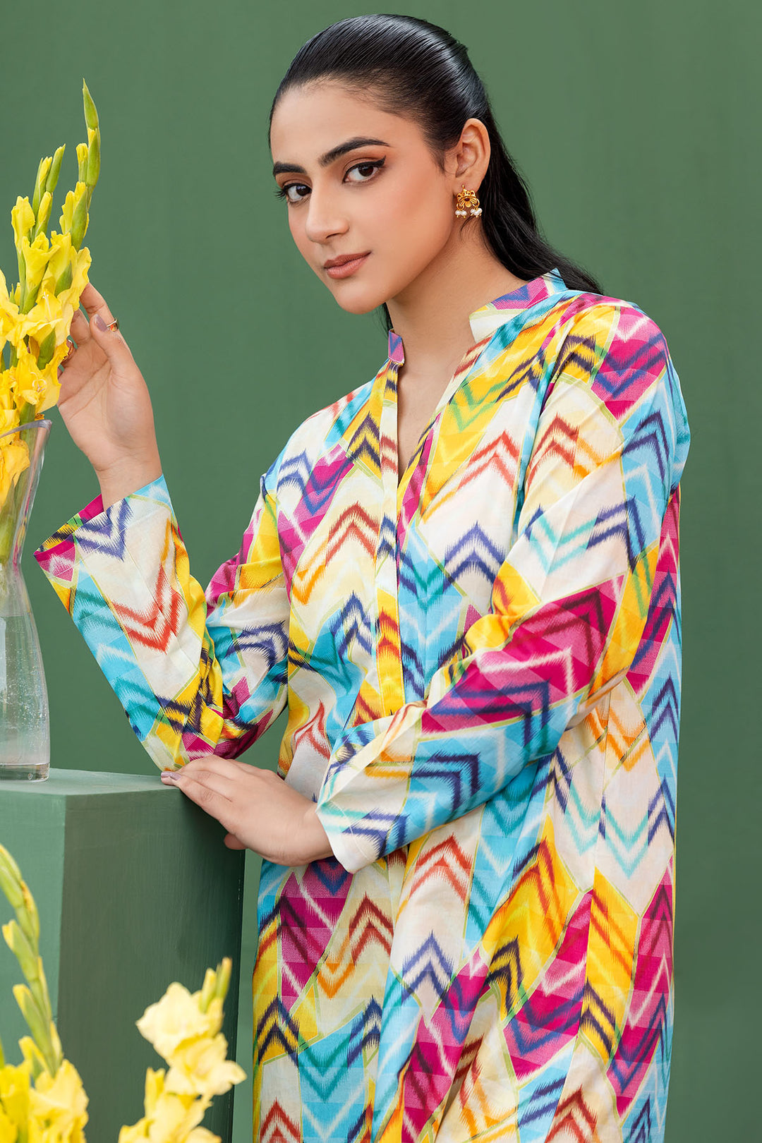 4579-NIMA DIGITAL PRINTED LAWN STITCHED