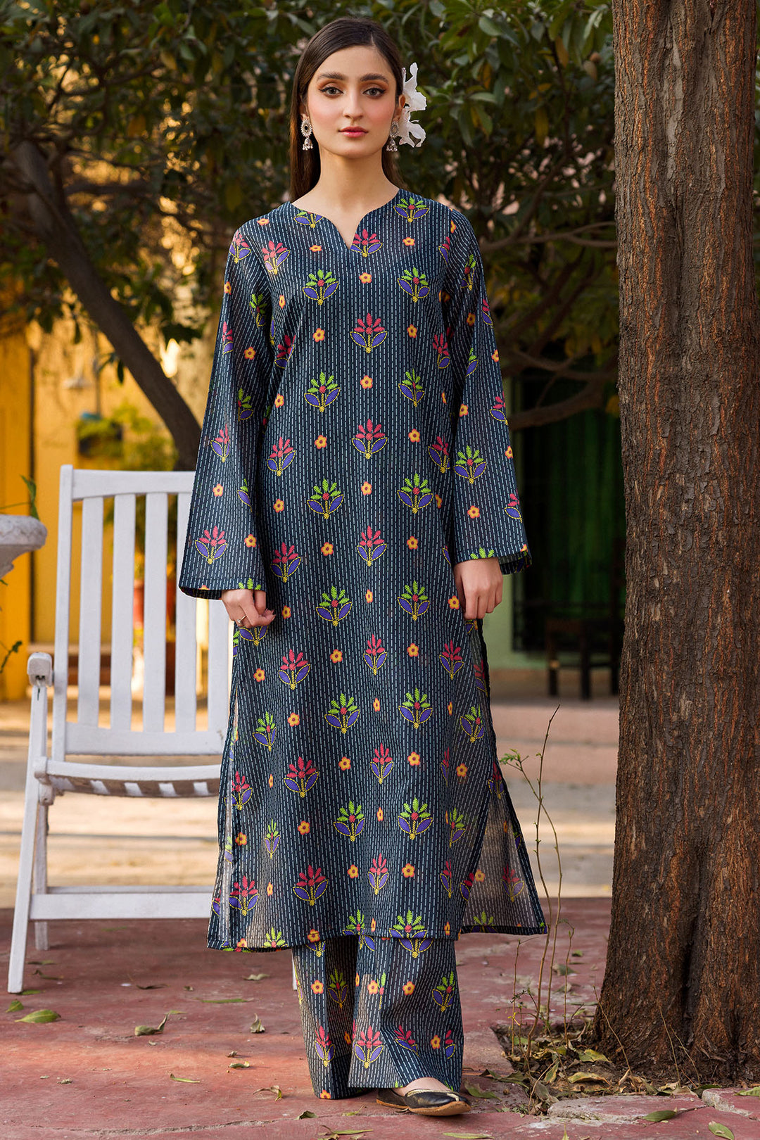 4683-BANDRA DIGITAL PRINTED LAWN UNSTITCHED