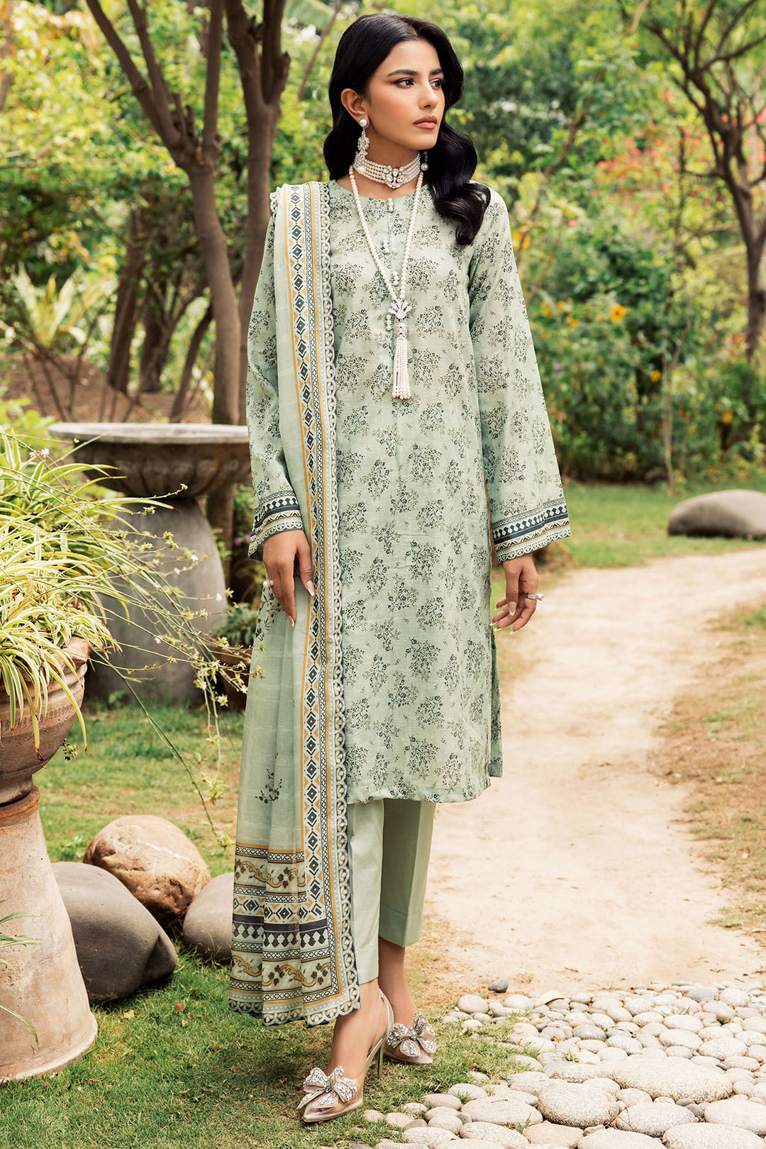 4712-MAIDA DIGITAL PRINTED LAWN UNSTITCHED