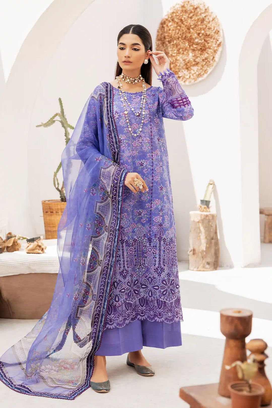 4724-ESRA EMBROIDERED LAWN STITCHED