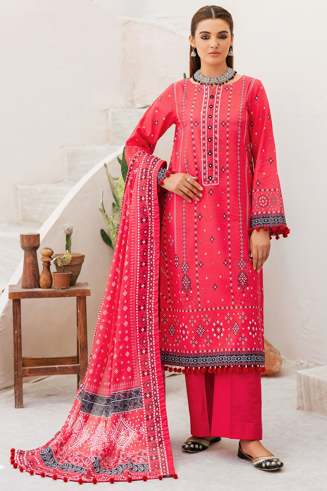 4740-ESHMAAL DIGITAL PRINTED LAWN UNSTITCHED