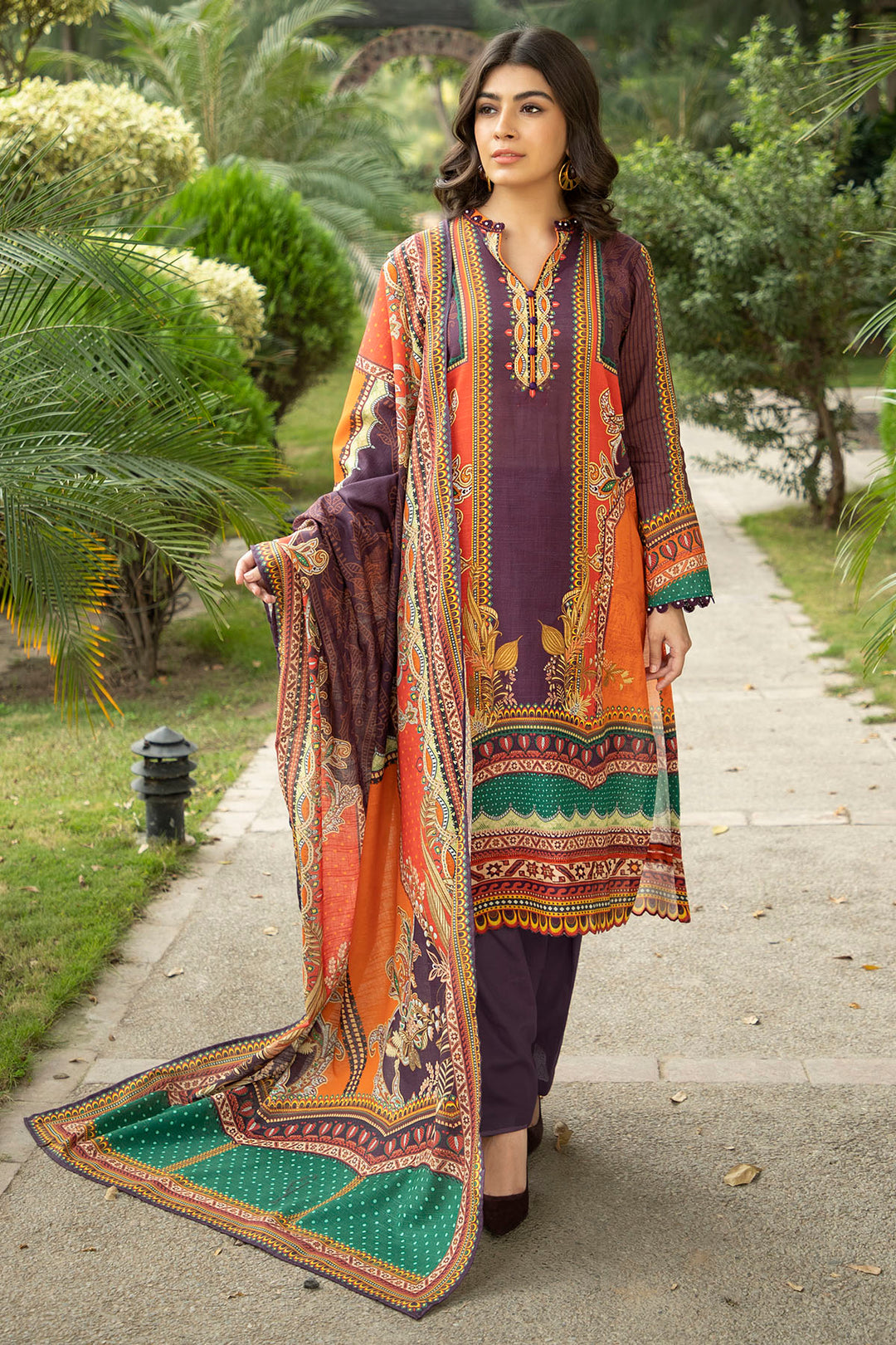 0017-BELUGA DIGITAL PRINTED KHADDAR UNSTITCHED