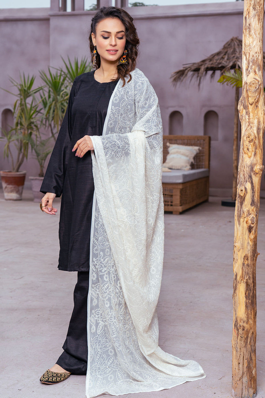 3695-RAMBOTAN EMBROIDERED CHIFFON SHAWL