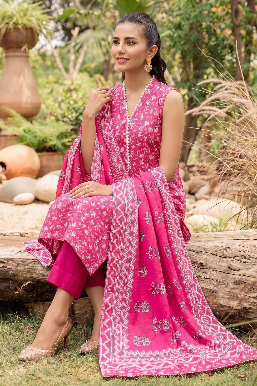 3747-PRINT-A DIGITAL PRINTED LAWN UNSTITCHED