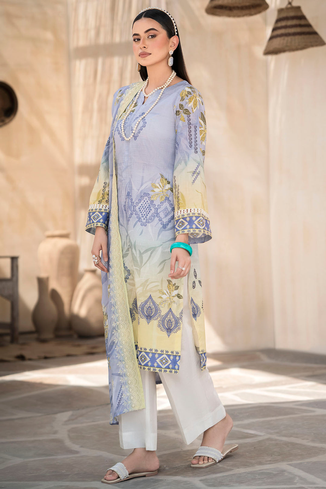 3752-PRINT-A DIGITAL PRINTED LAWN UNSTITCHED
