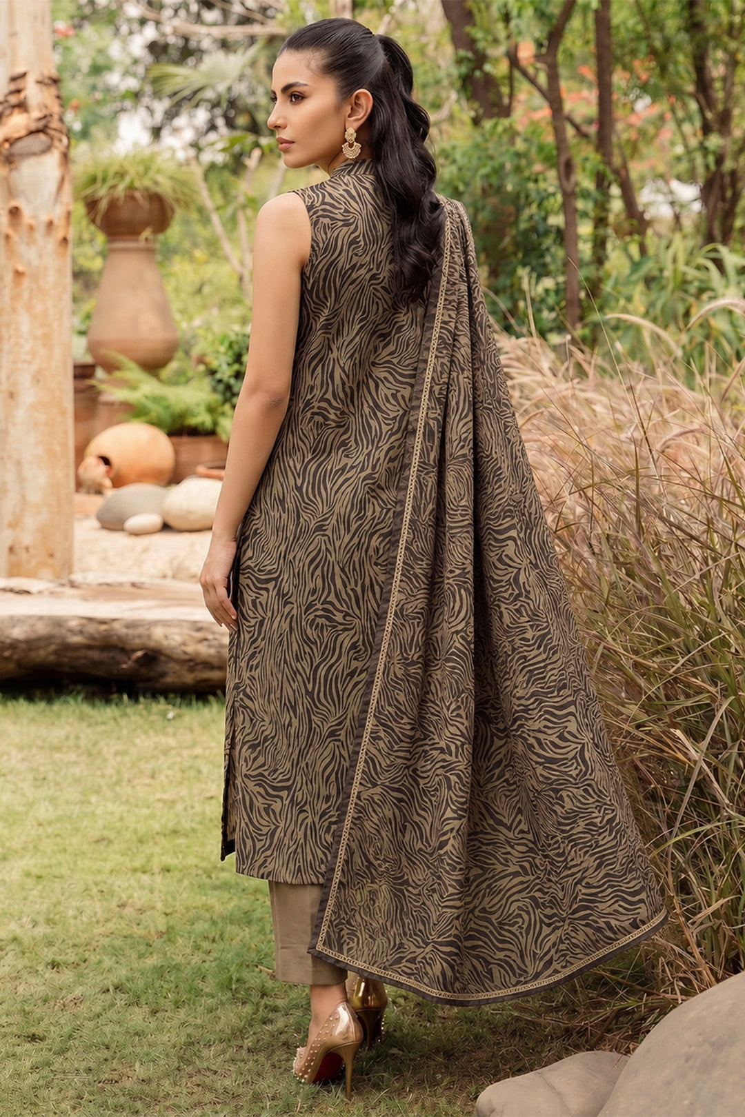 3755-PRINT-A DIGITAL PRINTED LAWN UNSTITCHED