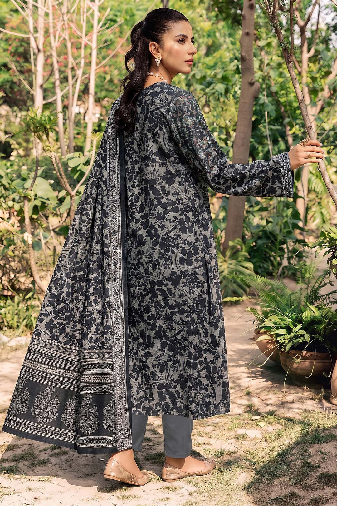 3756-PRINT-A DIGITAL PRINTED LAWN UNSTITCHED