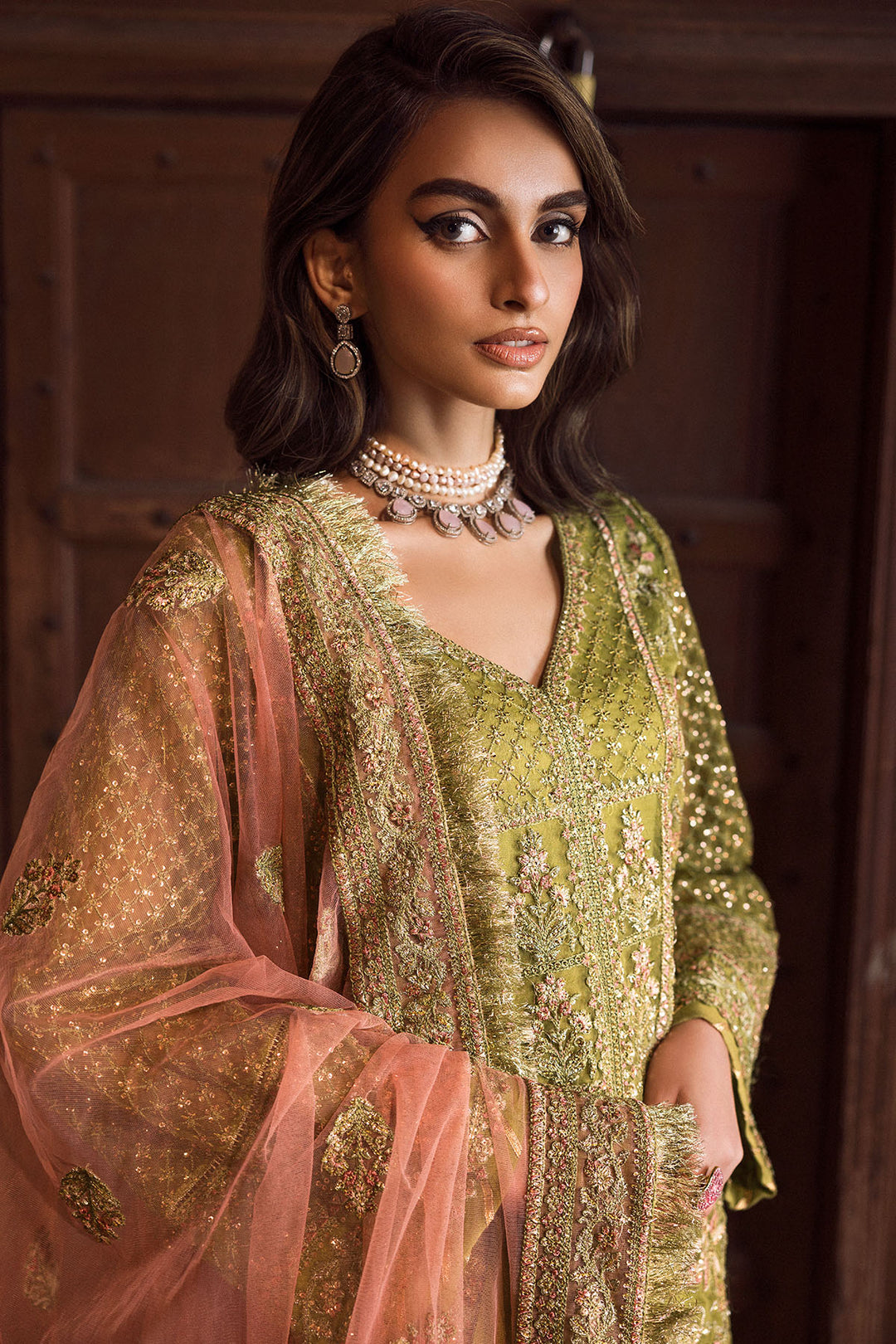 4125-BANO EMBROIDERED ORGANZA STITCHED