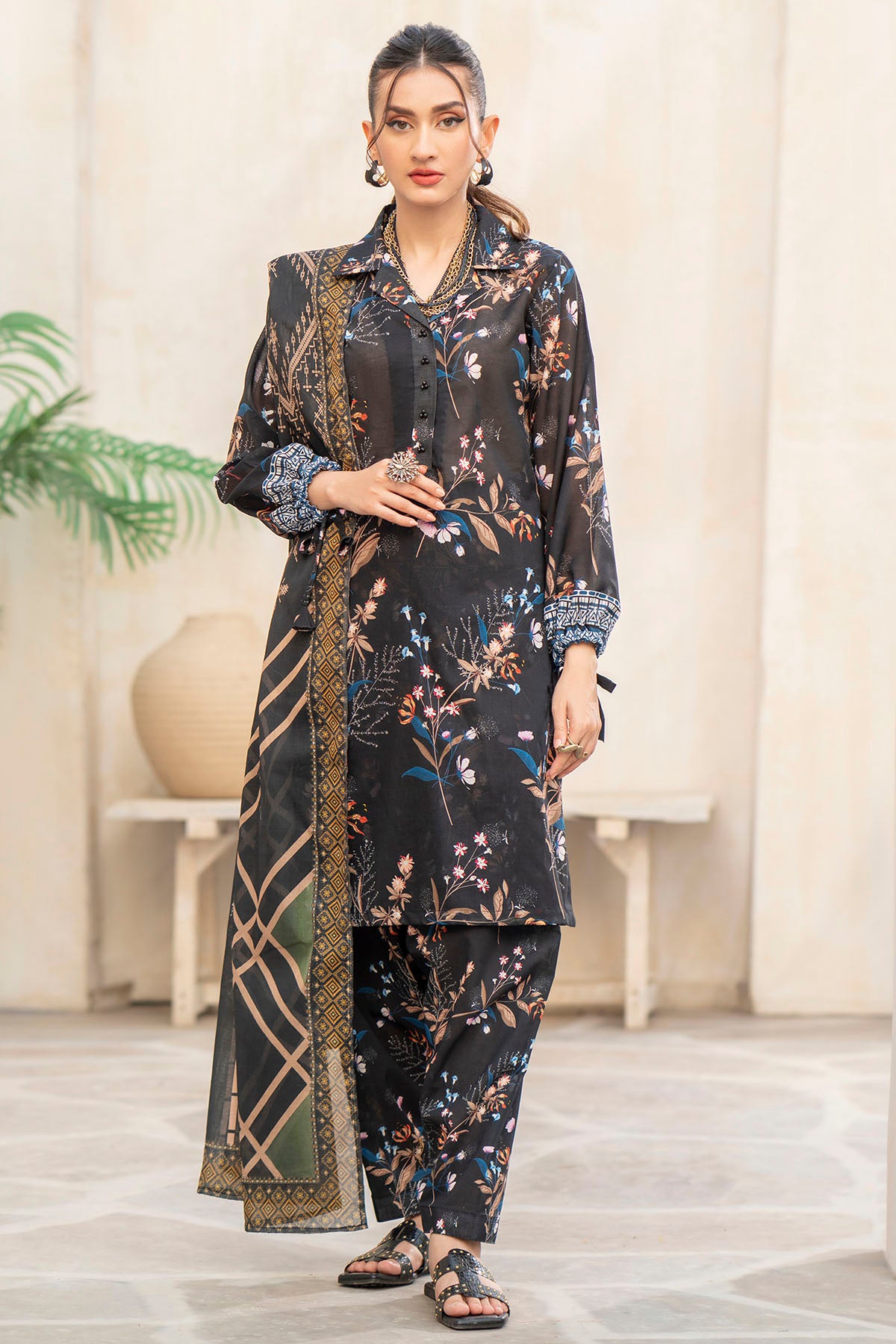 4150-Print-A Digital Printed Lawn Unstitched – Motifz