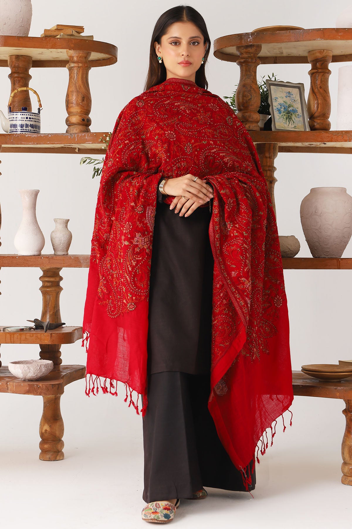 4217-Raania Embroidered Wool Shawl Unstitched – Motifz