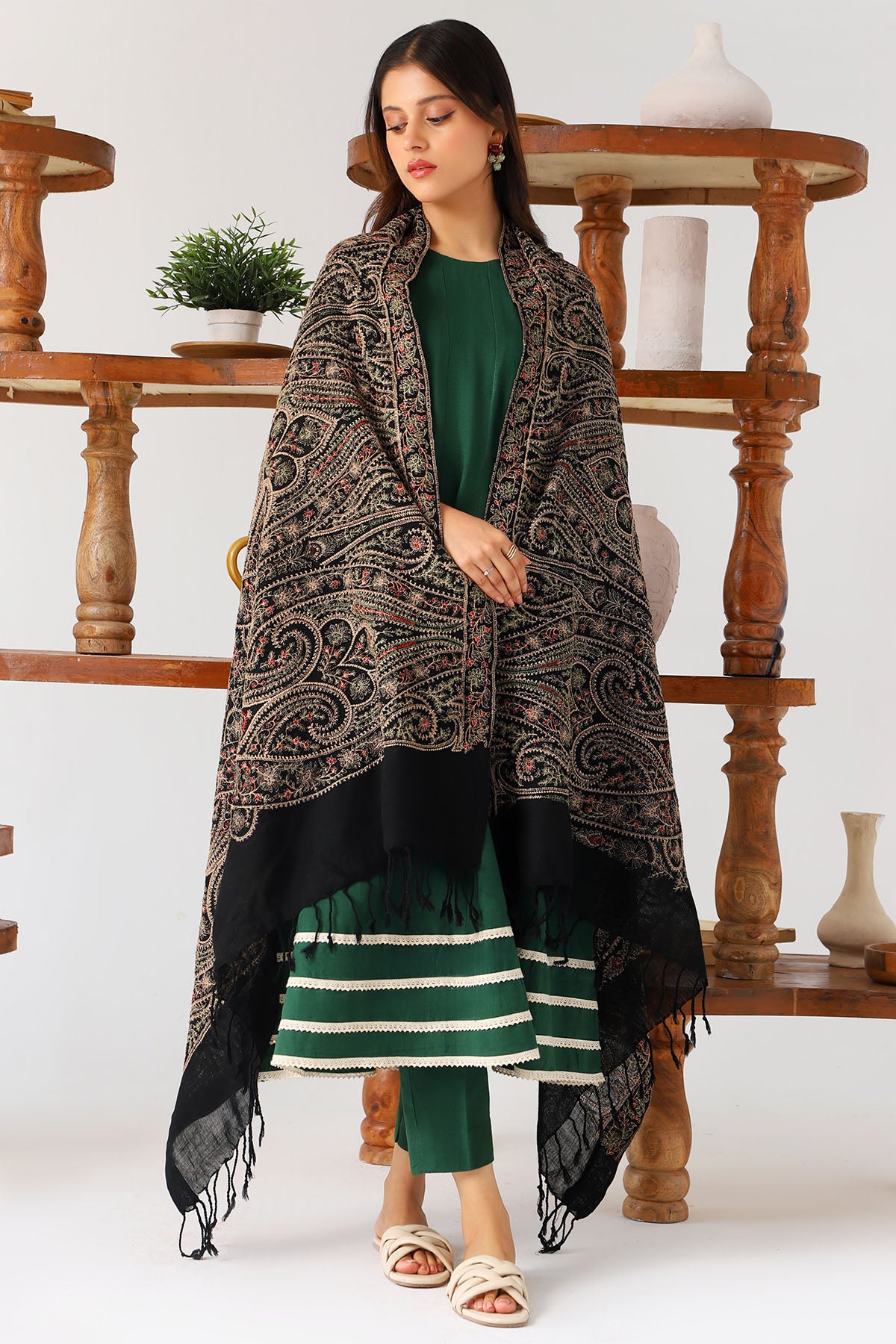 4218-Kari Embroidered Wool Shawl Unstitched – Motifz