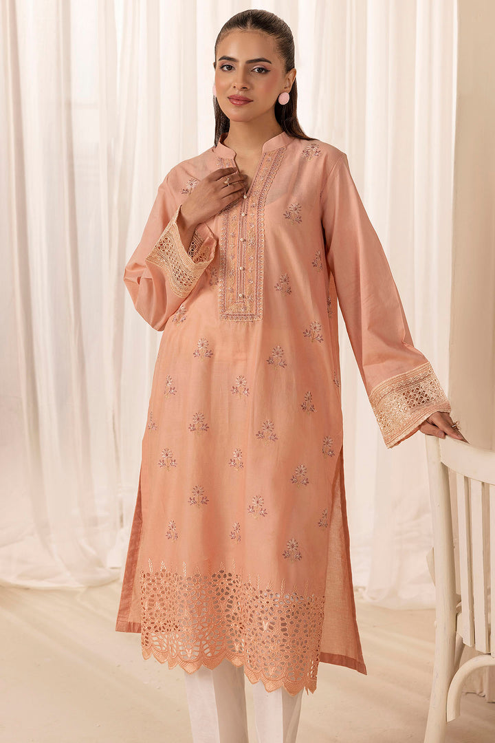 4223-CAROLINA EMBROIDERED LAWN STITCHED