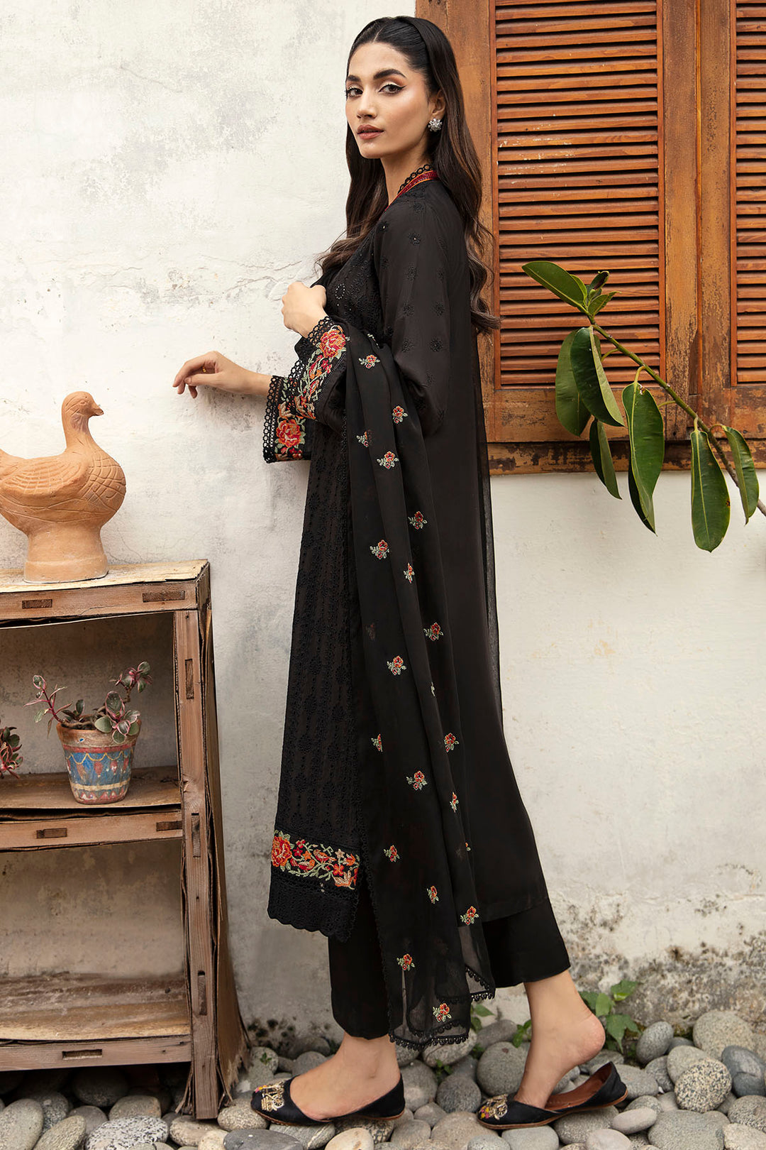 4268-AMALFI EMBROIDERED LINEN STITCHED