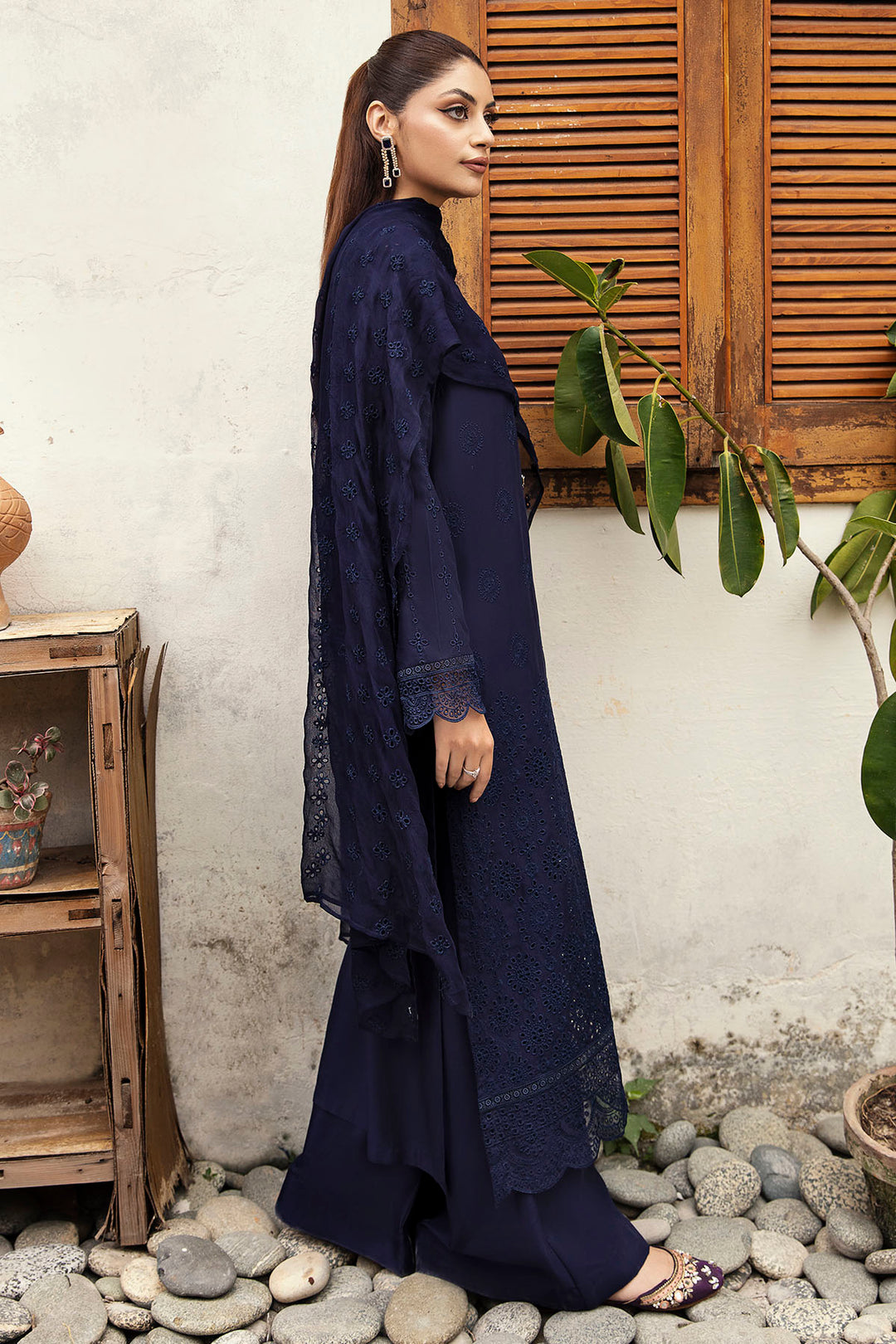 4269-AURELIA EMBROIDERED LINEN UNSTITCHED