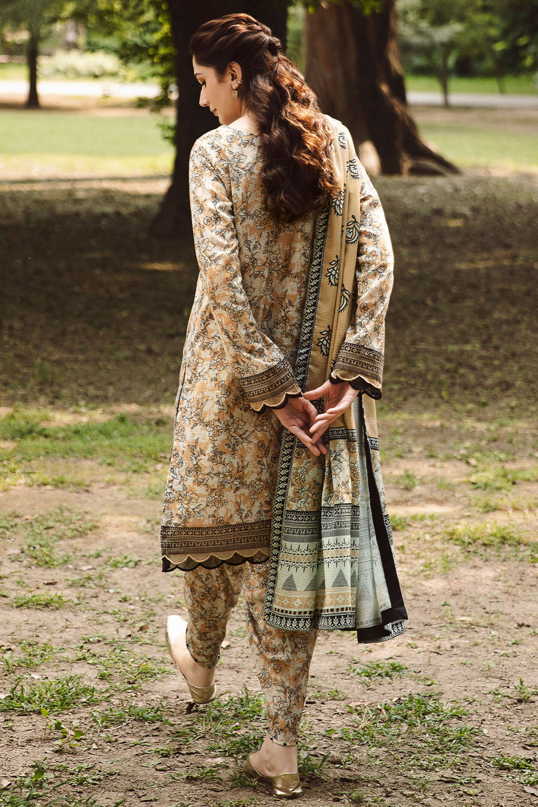 4347-GRANITE DIGITAL PRINTED KHADDAR UNSTITCHED