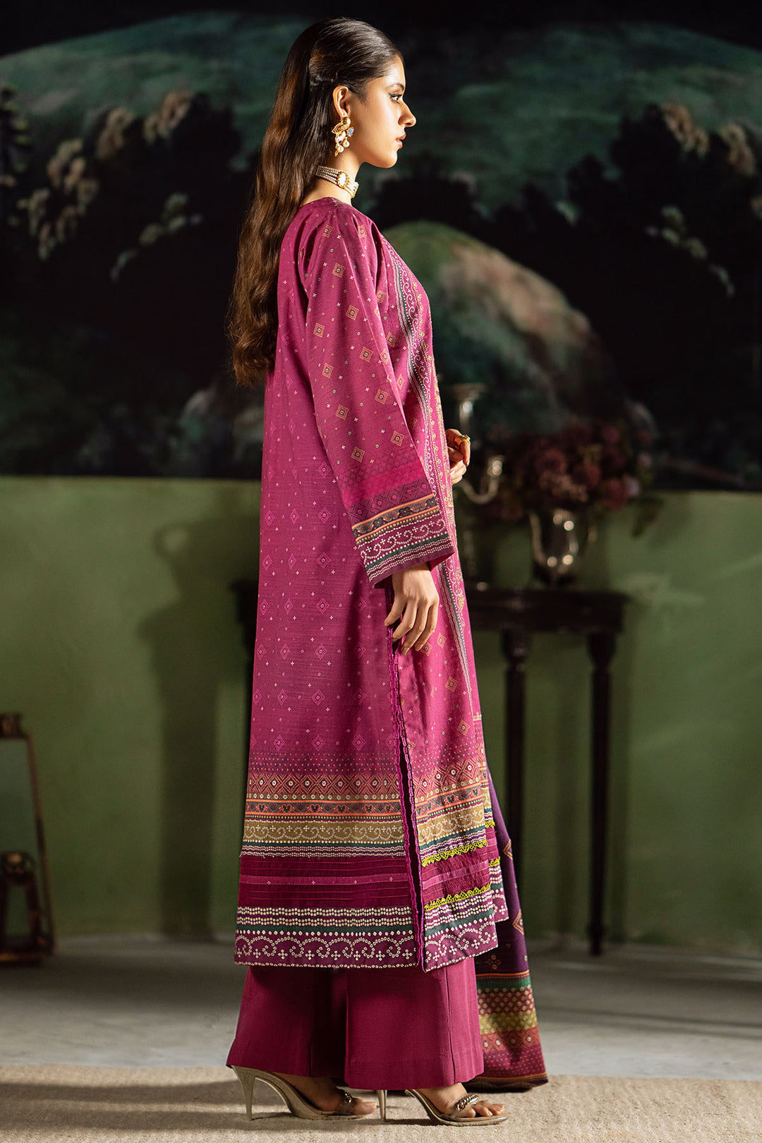 4381-SAYONEE DIGITAL PRINTED KHADDAR UNSTITCHED