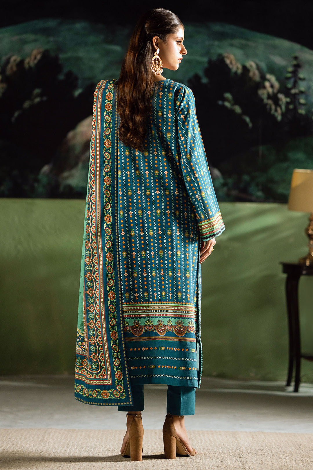 4387-MAHJABEEN DIGITAL PRINTED KHADDAR UNSTITCHED