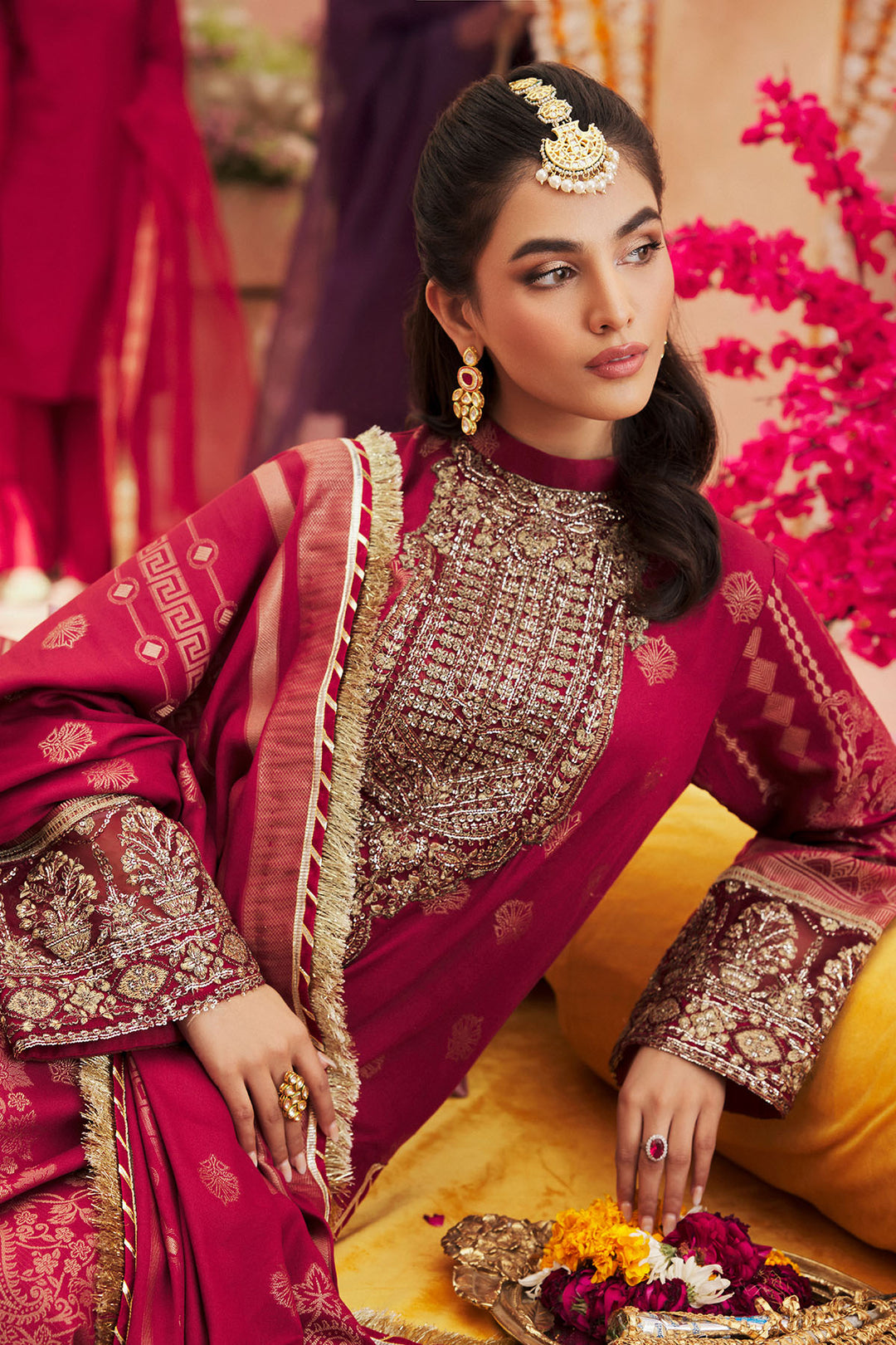 4396-GULA-LAI EMBROIDERED JACQUARD STITCHED