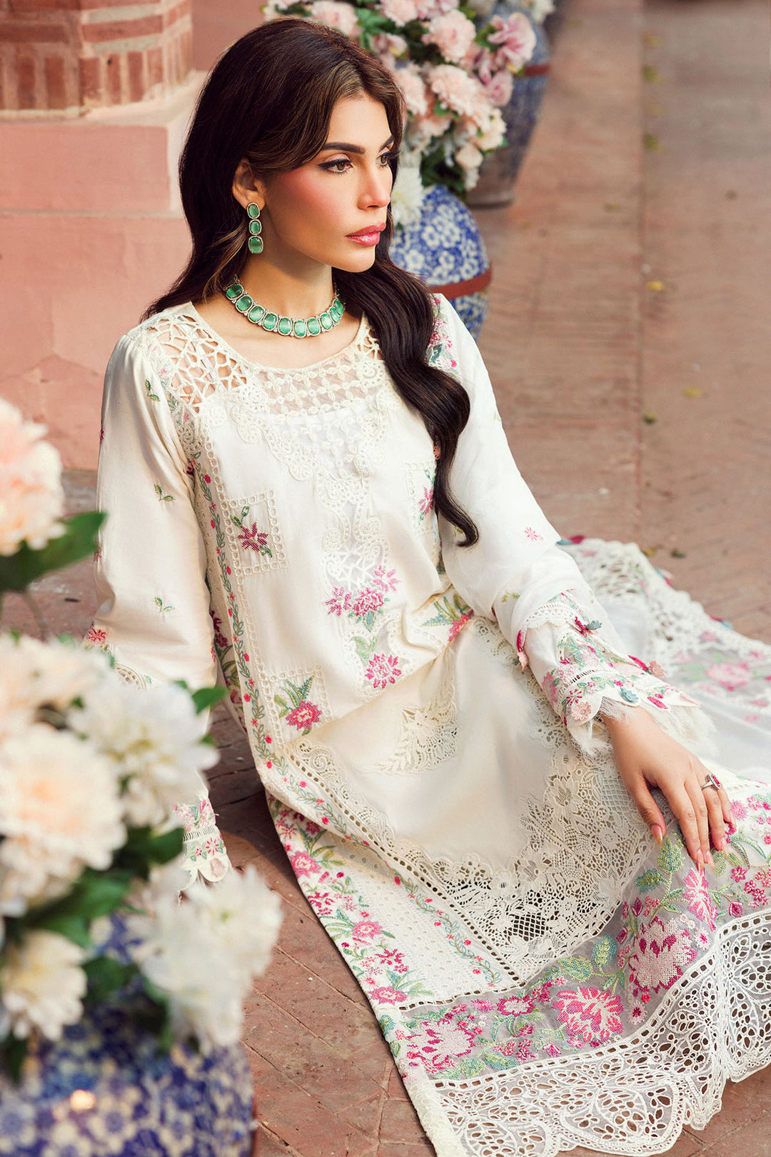 4422-ZAHRA EMBROIDERED LAWN STITCHED