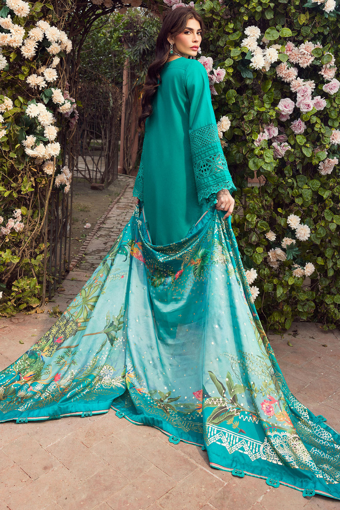4430-SANOBAR EMBROIDERED LAWN STITCHED