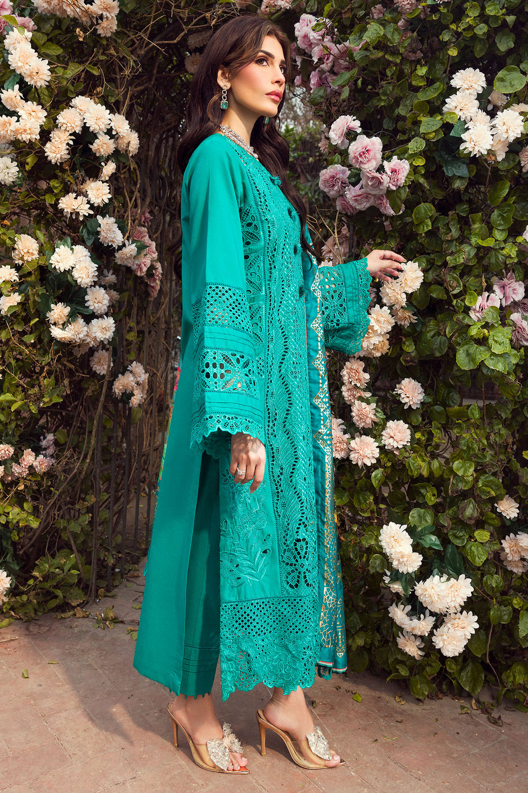 4430-SANOBAR EMBROIDERED LAWN STITCHED