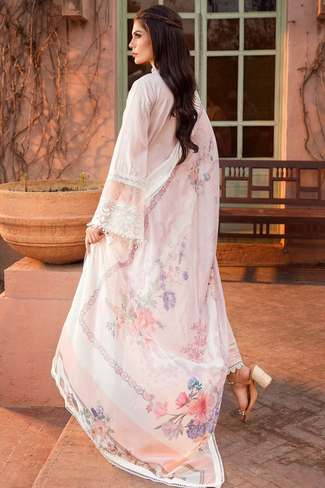 4431-AFREEN EMBROIDERED LAWN STITCHED