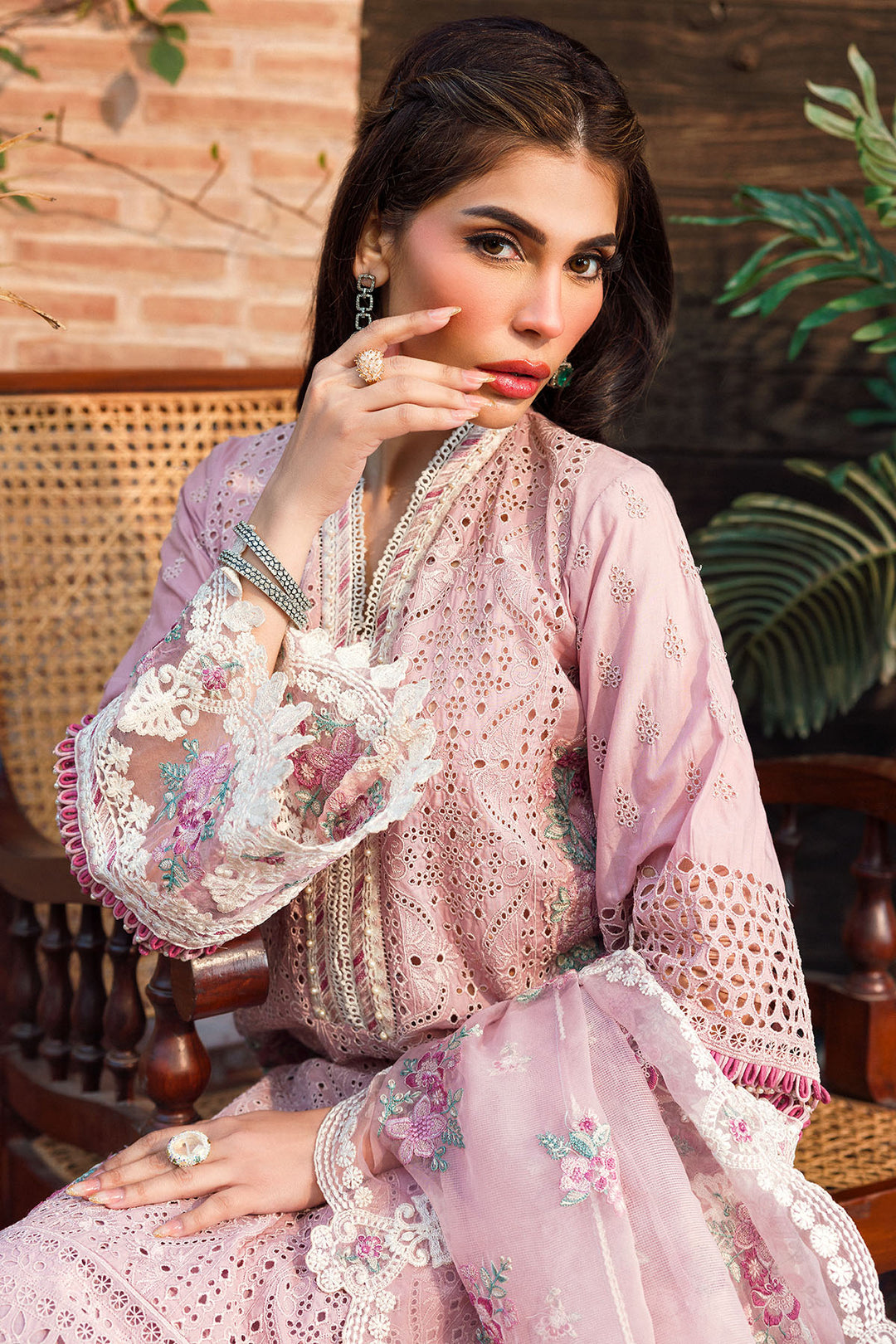 4433-PAKEEZA EMBROIDERED LAWN UNSTITCHED