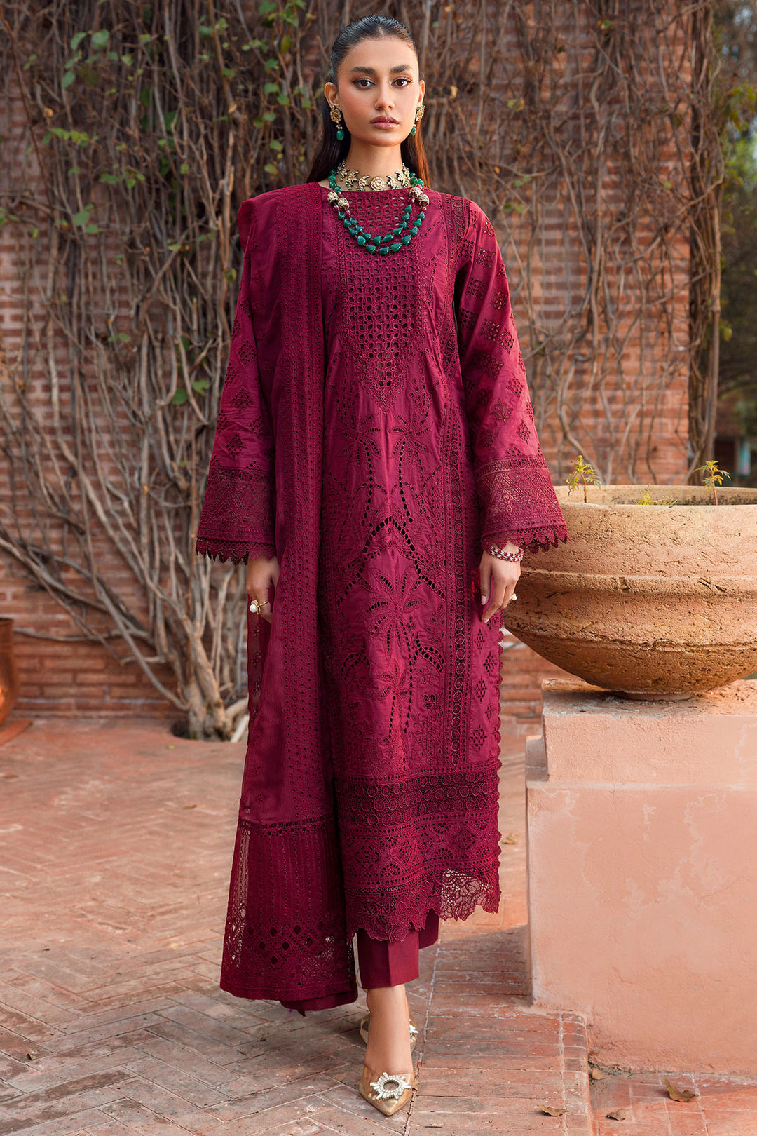 4439-YASMEEN EMBROIDERED LAWN UNSTITCHED