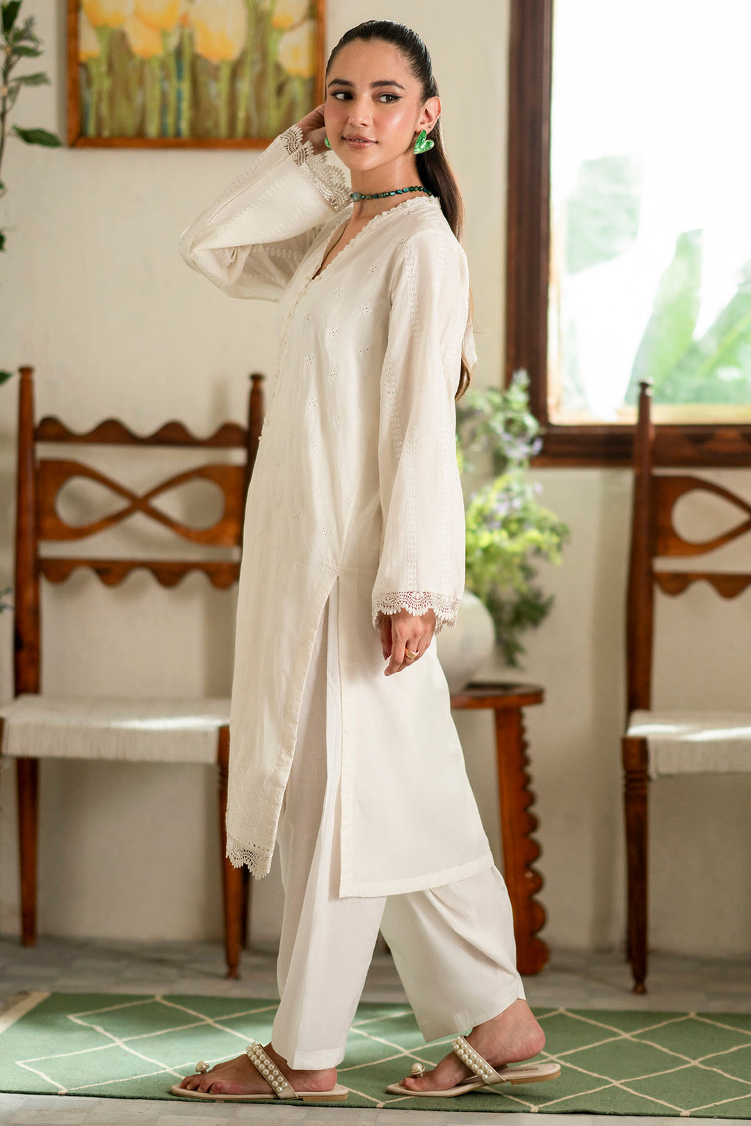 4498-SAFA EMBROIDERED CAMBRIC STITCHED