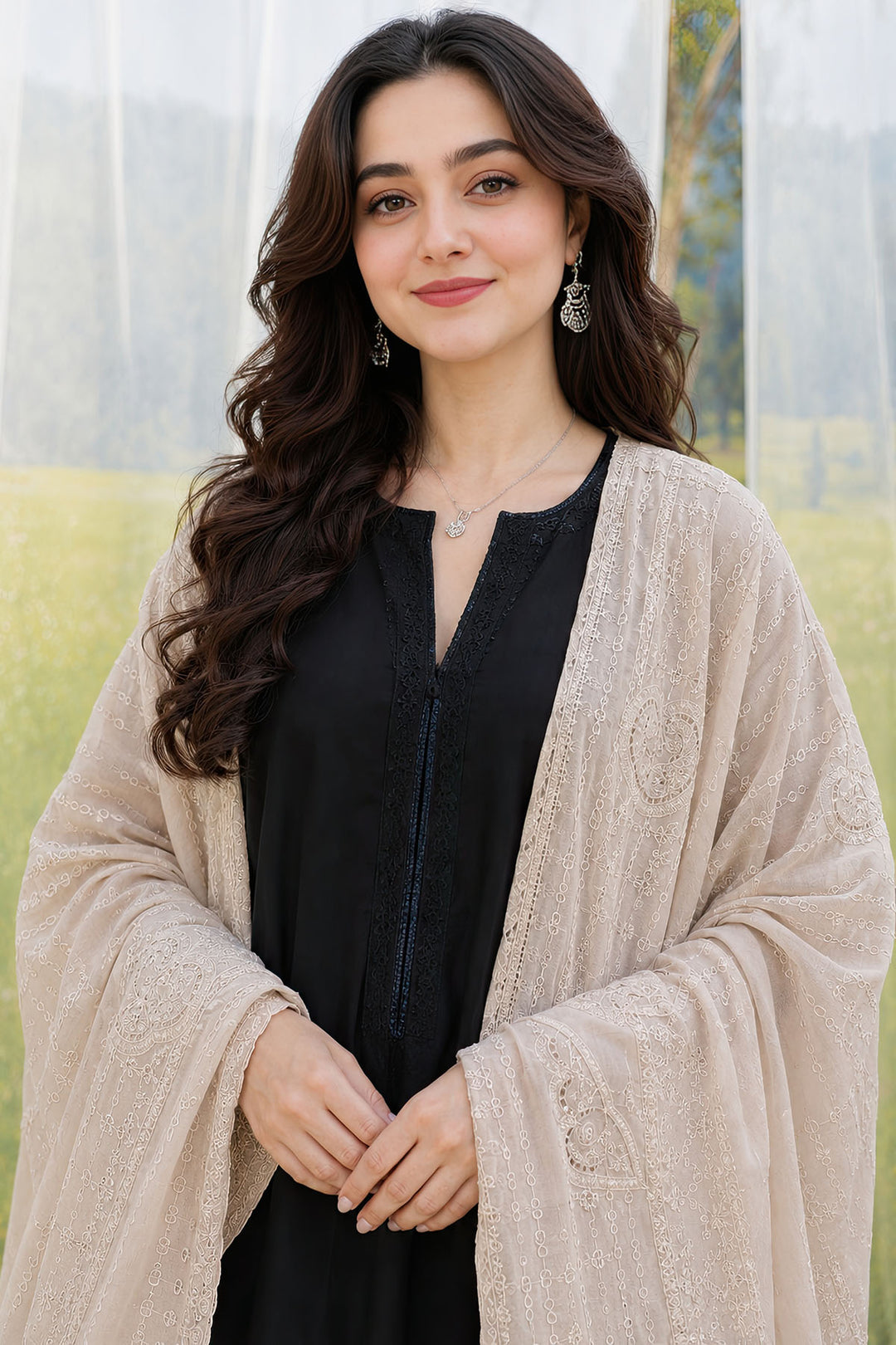 4503-VINCE EMBROIDERED COTTON SHAWL