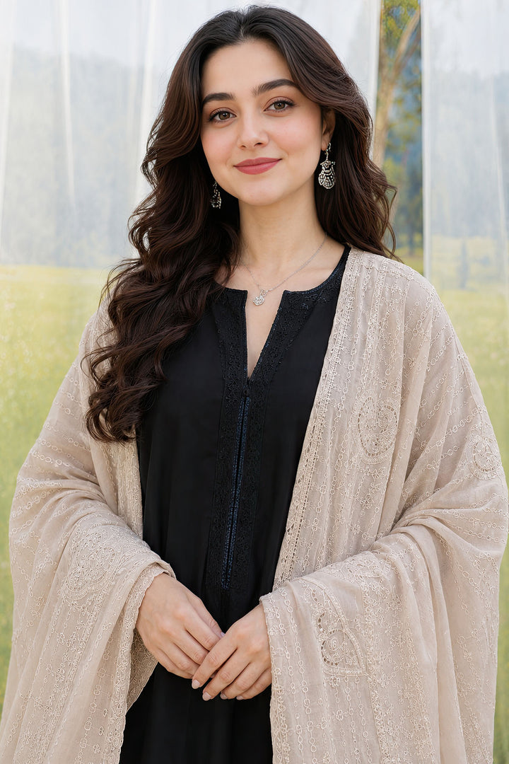 4503-VINCE EMBROIDERED COTTON SHAWL