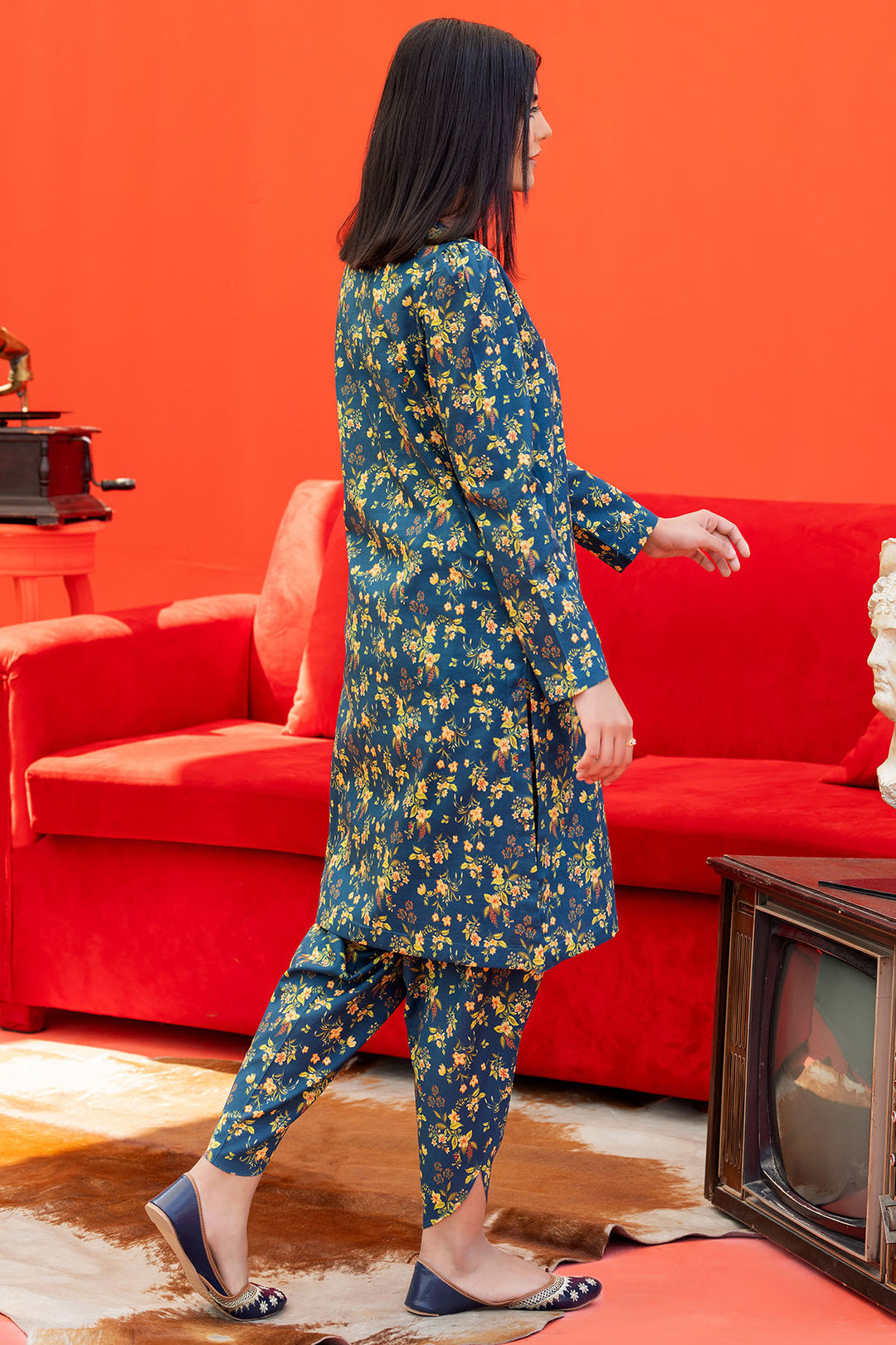 4553-CALIE DIGITAL PRINTED LAWN STITCHED