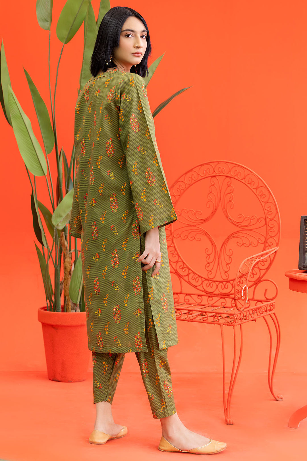 4573-ELANOUR DIGITAL PRINTED LAWN STITCHED
