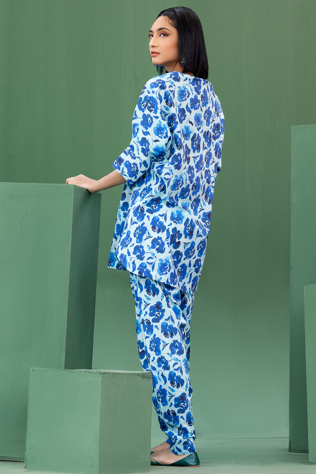 4578-EDEN DIGITAL PRINTED LAWN STITCHED