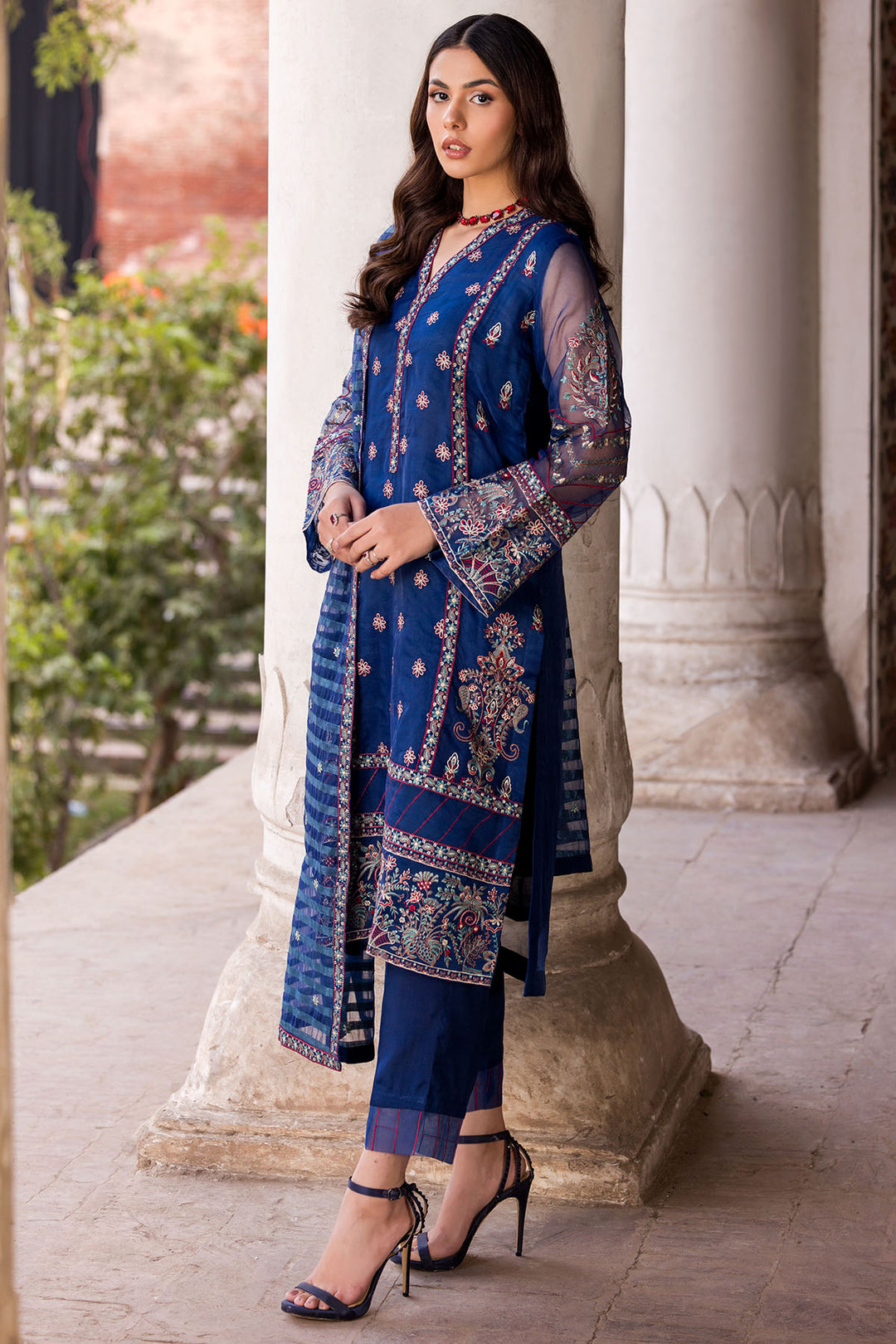 4595-TWILIGHT EMBROIDERED ORGANZA STITCHED