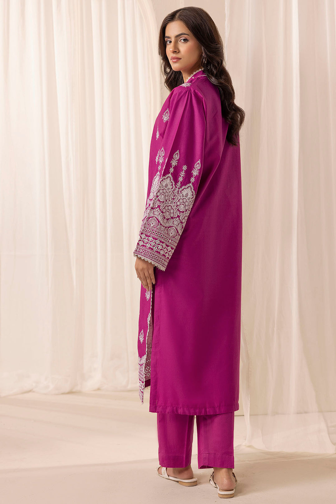 4615-MALACHITE EMBROIDERED CAMBRIC STITCHED