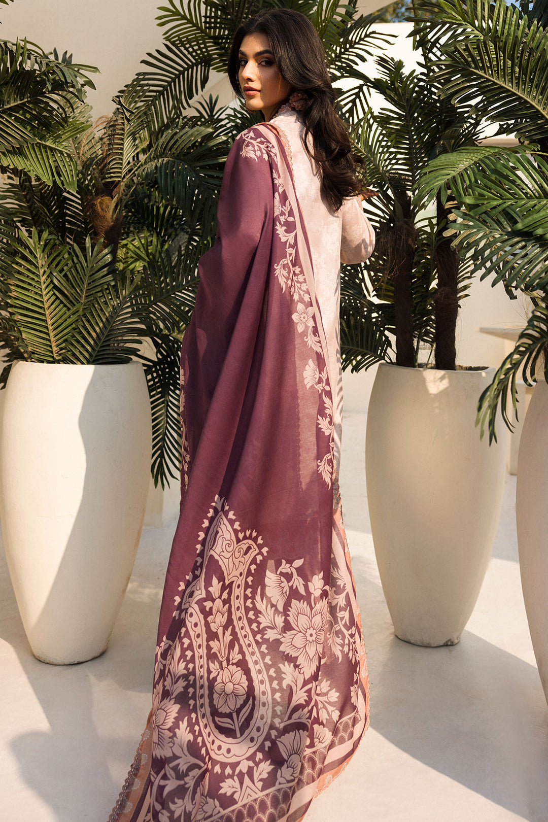 4637-DELUXE DIGITAL PRINTED LAWN UNSTITCHED