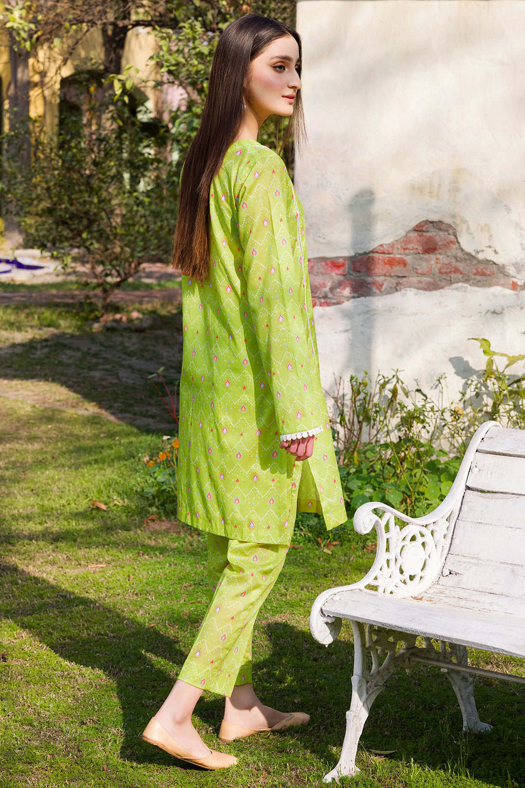 4692-RAYA DIGITAL PRINTED LAWN UNSTITCHED