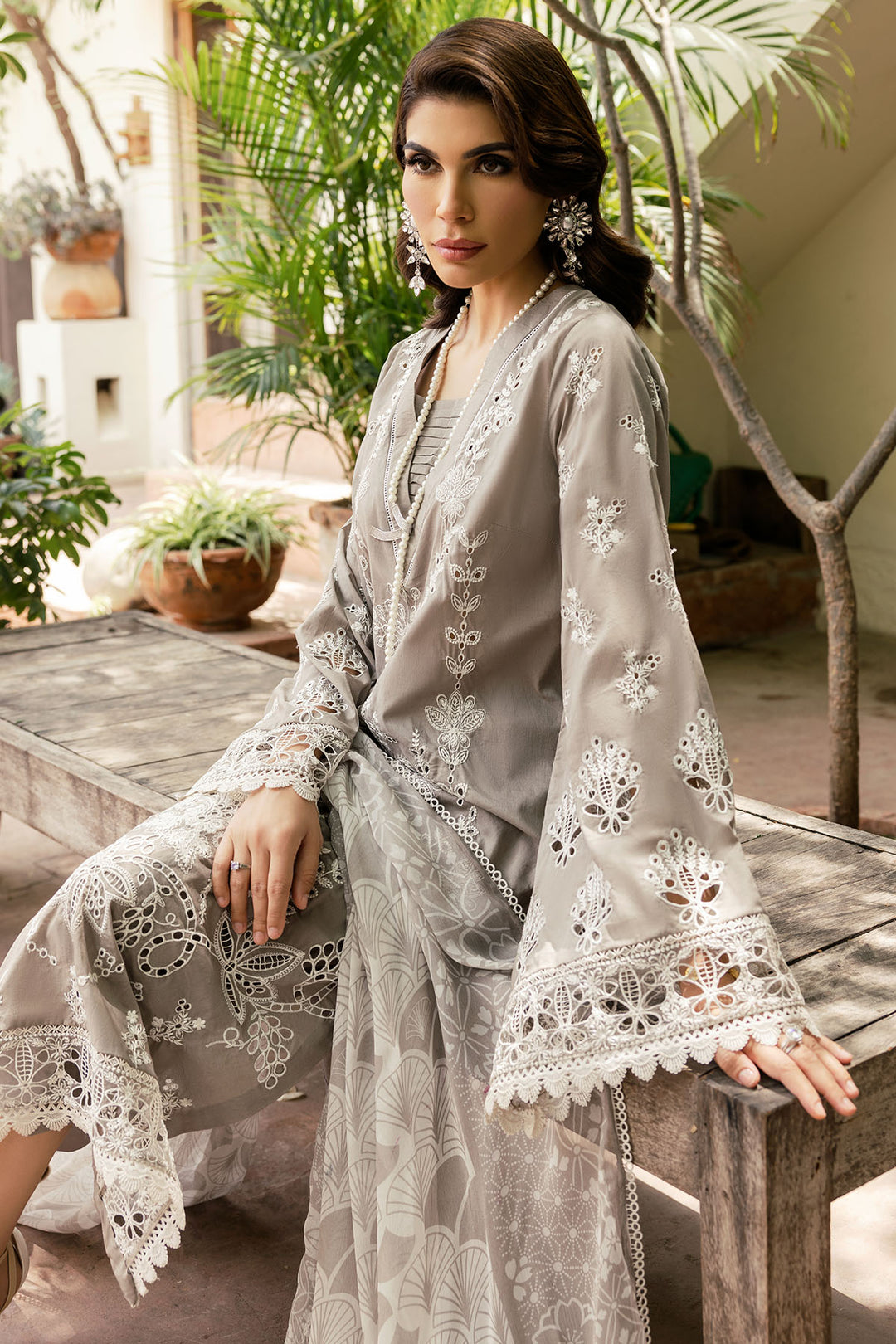 4707-ANAA EMBROIDERED LAWN STITCHED