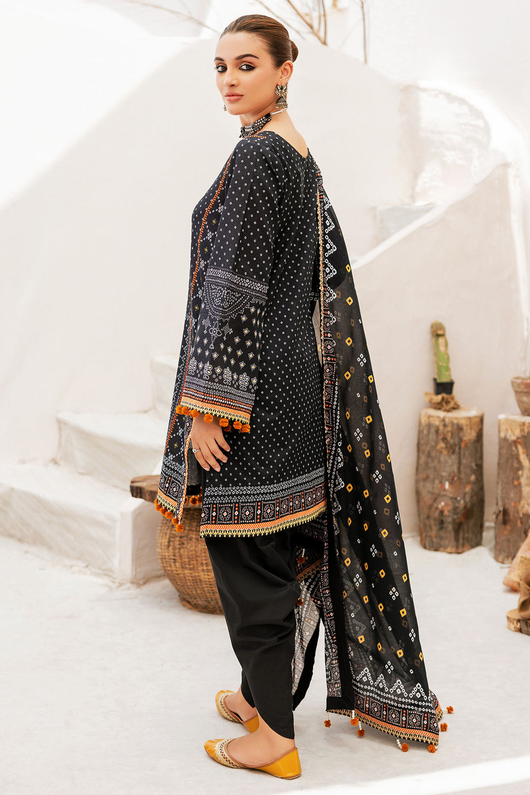 4735-MIRHA DIGITAL PRINTED LAWN UNSTITCHED
