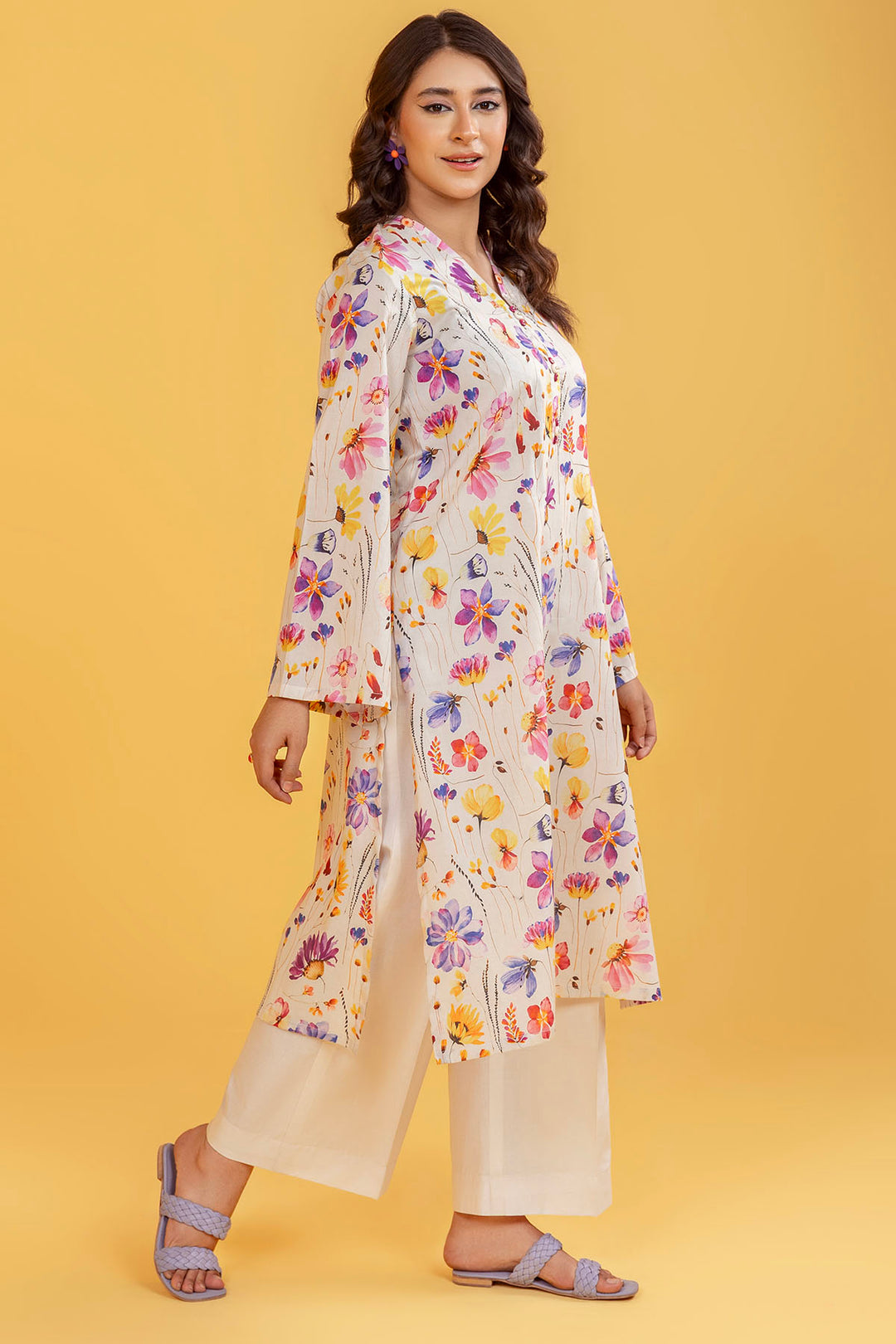 4747-LEV DIGITAL PRINTED LAWN STITCHED
