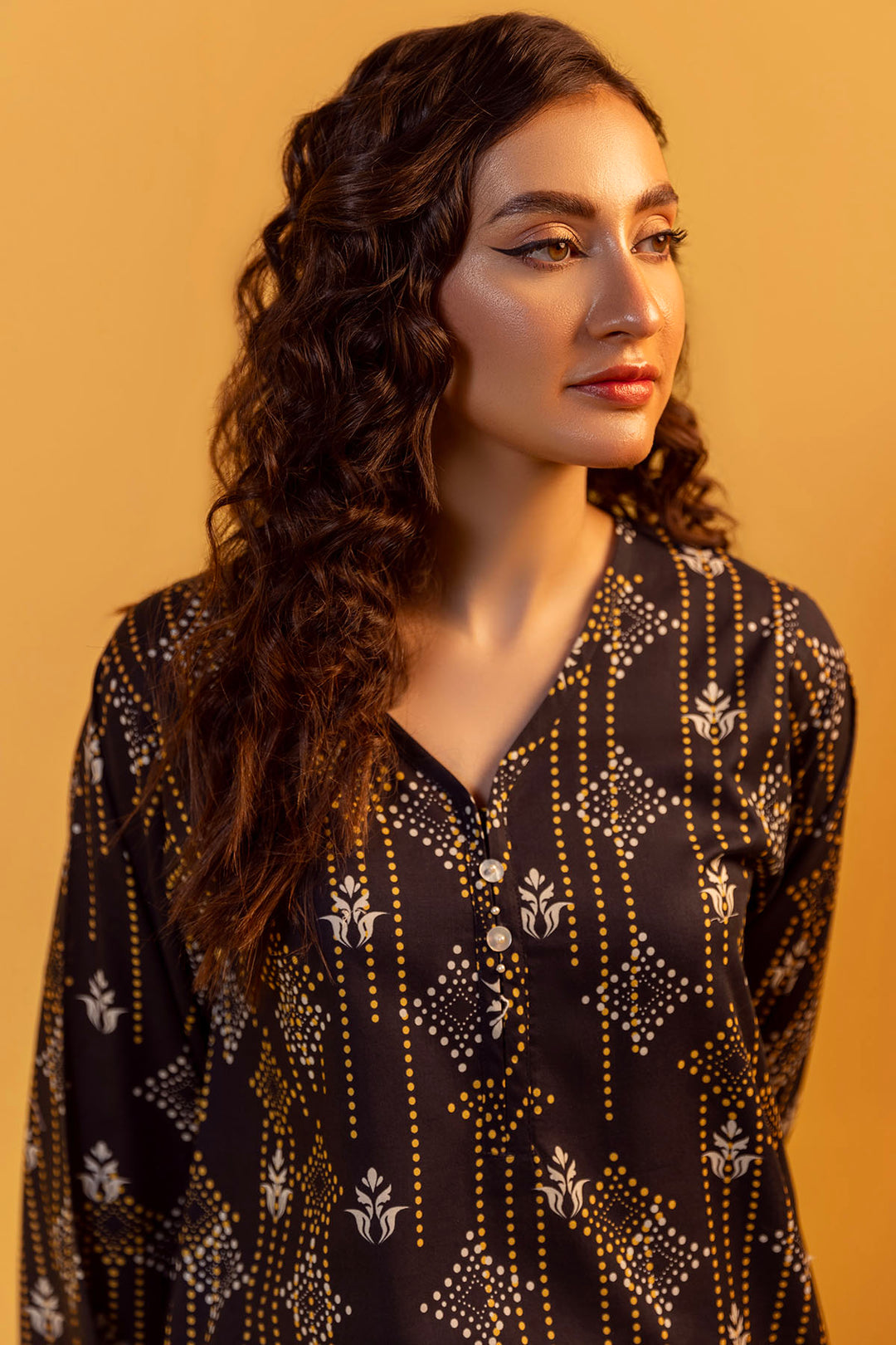 4752-LEONA DIGITAL PRINTED LAWN STITCHED