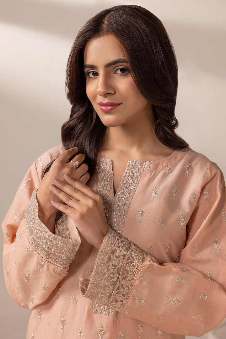 4772-MINSA EMBROIDERED CAMBRIC STITCHED