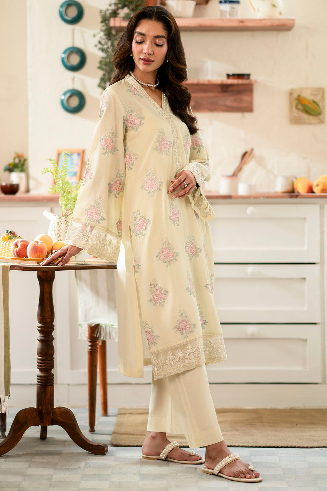 4774-TANISHA EMBROIDERED CAMBRIC STITCHED