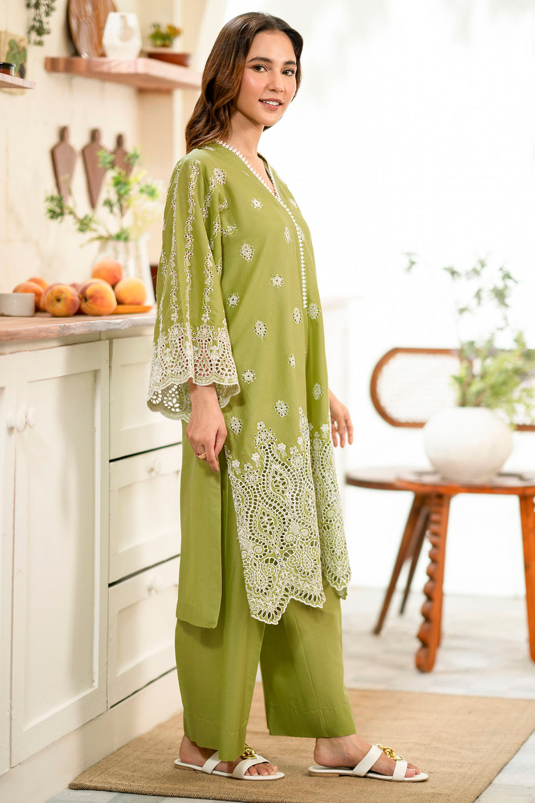 4778-UMAIMA EMBROIDERED CAMBRIC STITCHED