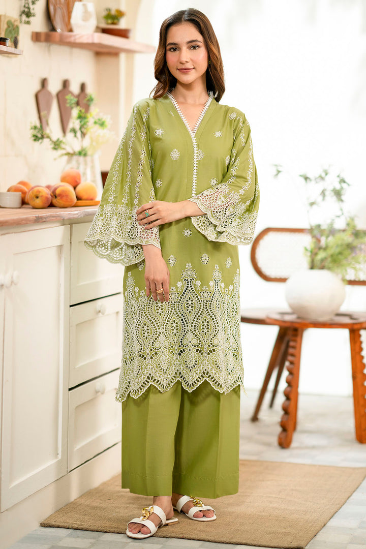 4778-UMAIMA EMBROIDERED CAMBRIC STITCHED
