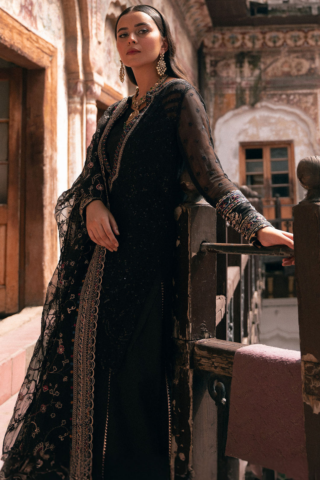 4816-GAZALA EMBROIDERED CRINKLE CHIFFON STITCHED