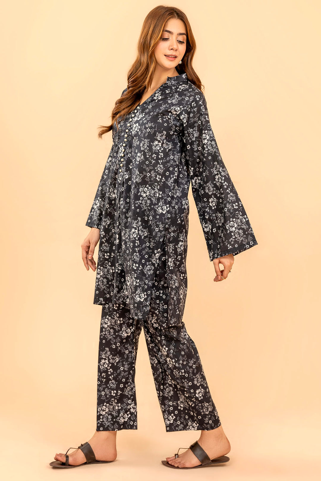 4870-YUSRA DIGITAL PRINTED LAWN UNSTITCHED