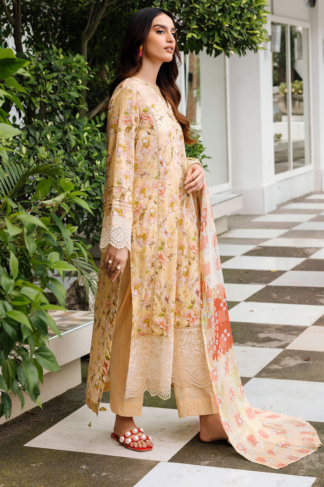 4890-UMAIMA DIGITAL PRINTED LAWN UNSTITCHED